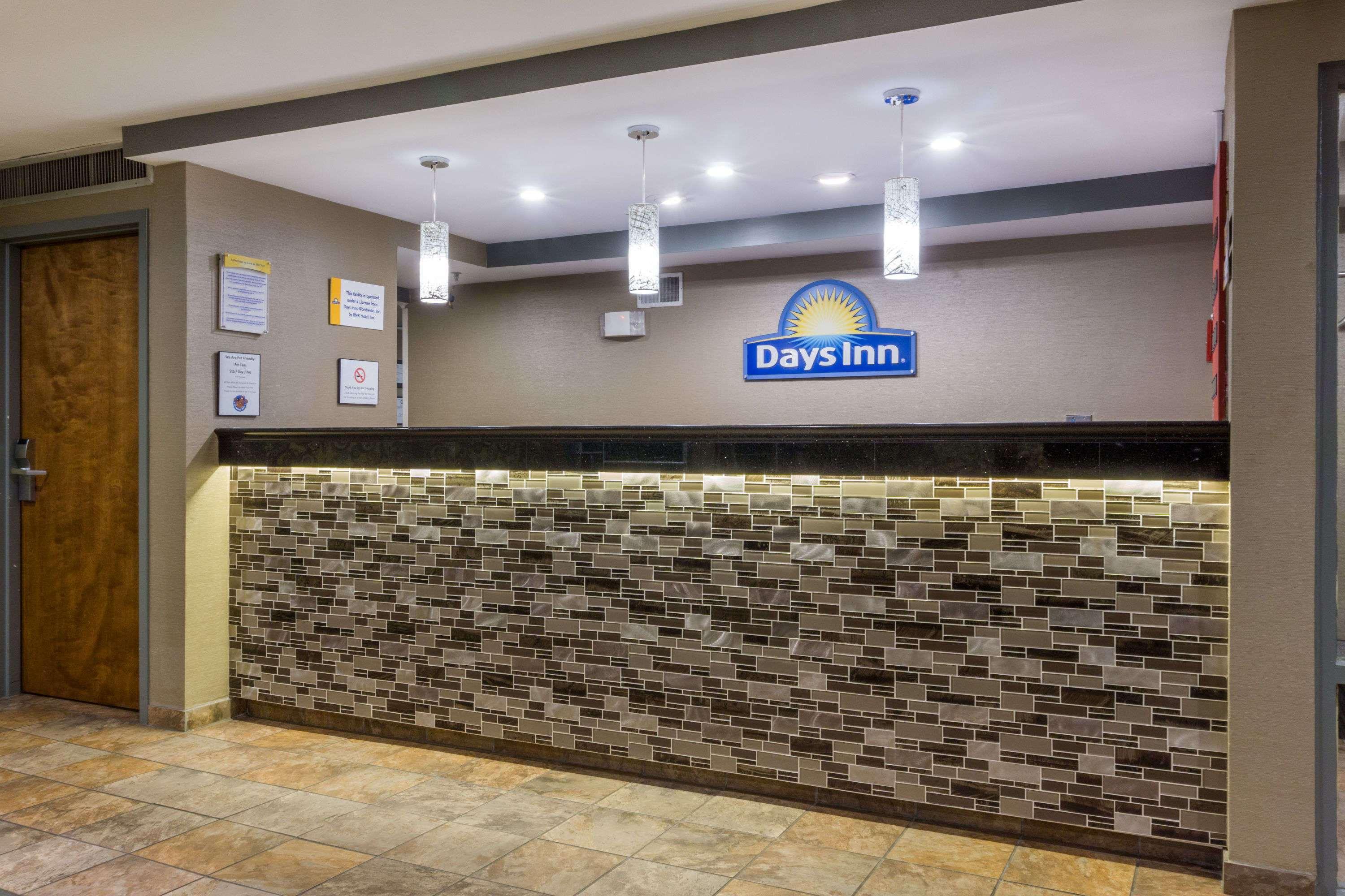 Days Inn By Wyndham Florence Cincinnati Area Exterior foto
